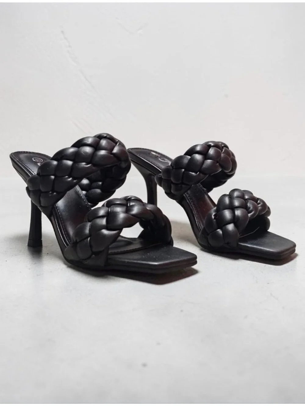 Braided Double Strap Black Heeled Sandals With Square Toe Design For Women